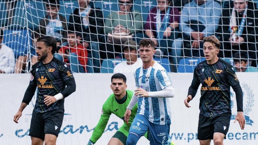 El Zamora CF gana en Talavera y regresa al play-off