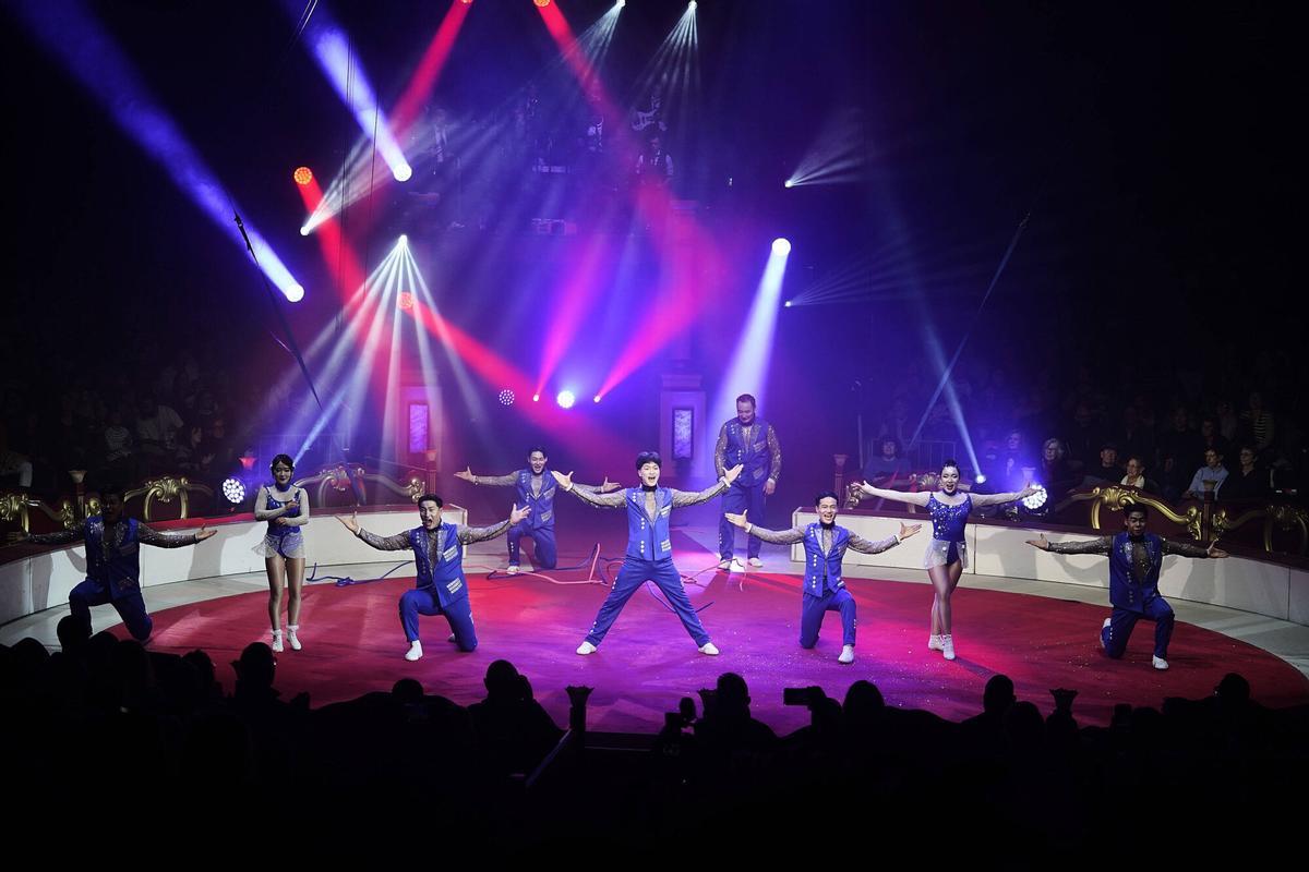 Les imatges de l'espectacle Vermell del Festival del Circ de Girona 2026