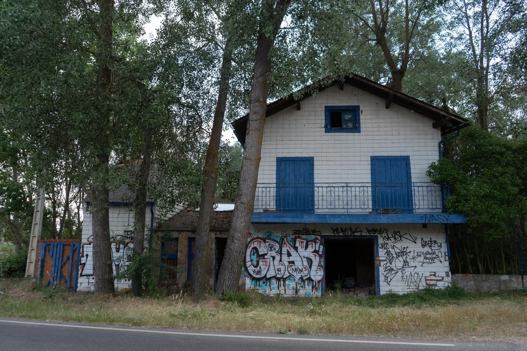 GALERÍA | Estado de 'La Casita' de Carrascal tras el incendio