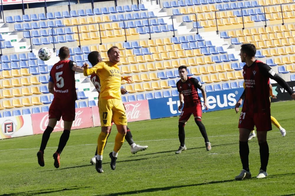 UCAM CF - Mirandés