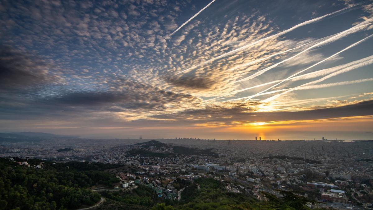 Nubes medias en Barcelona, el 27 de noviembre del 2023