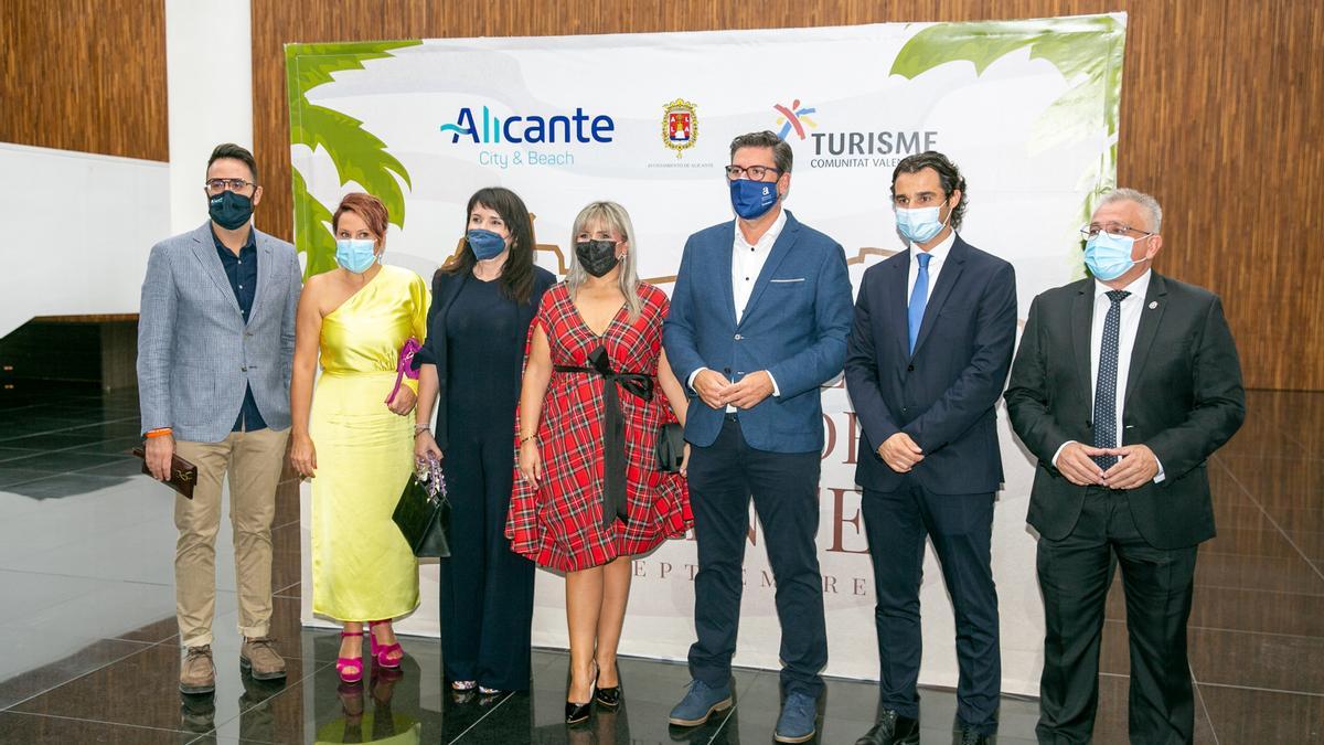 Alicante premia la contribución turística para la ciudad de Vectalia, Gastronou, Alicante Gastronómica y Muelle 12