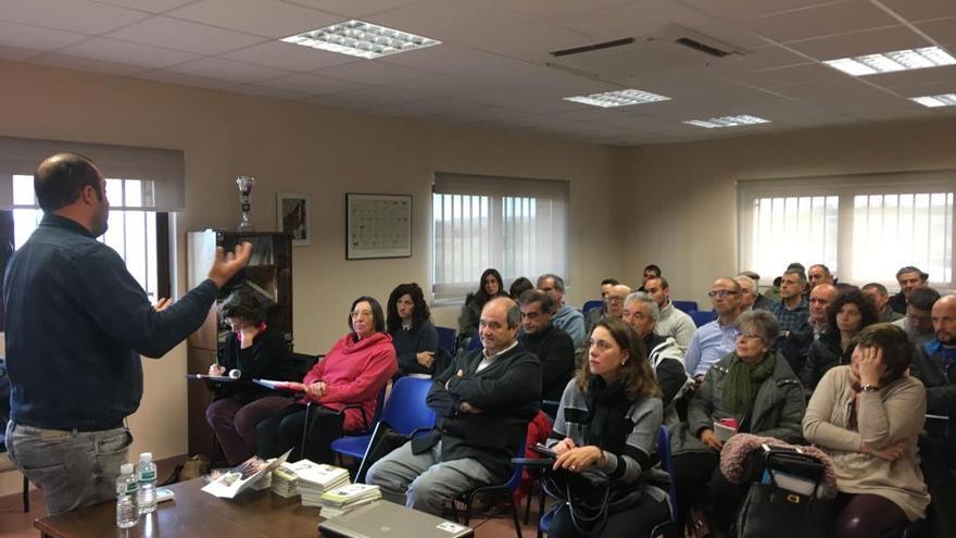 Jornada sobre el cultivo de pistacho y almendro organizada por la Diputación en Madridanos.