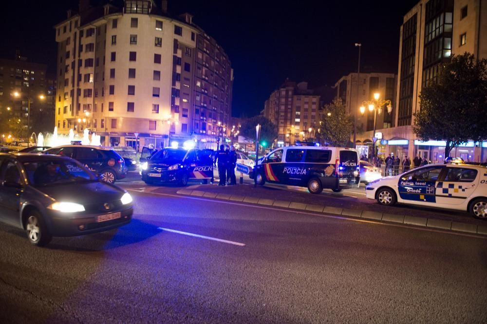 Accidente de tráfico en la rotonda de San Lázaro, en Oviedo