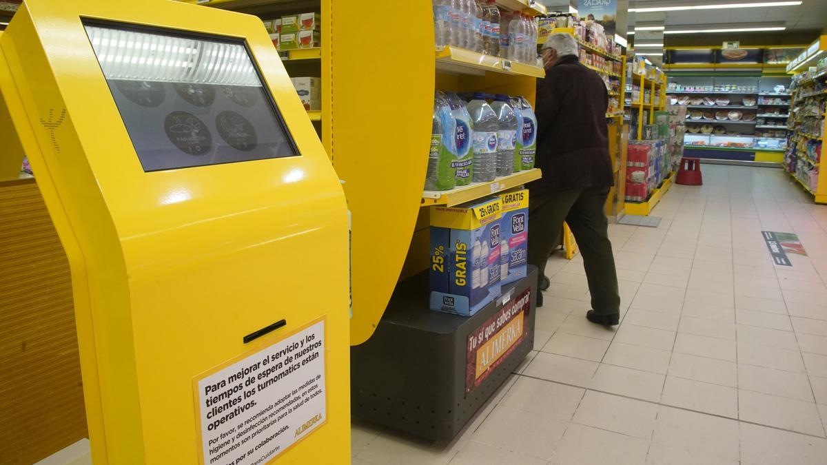 Un supermercado Alimerka en Zamora. Foto: J. L. F.