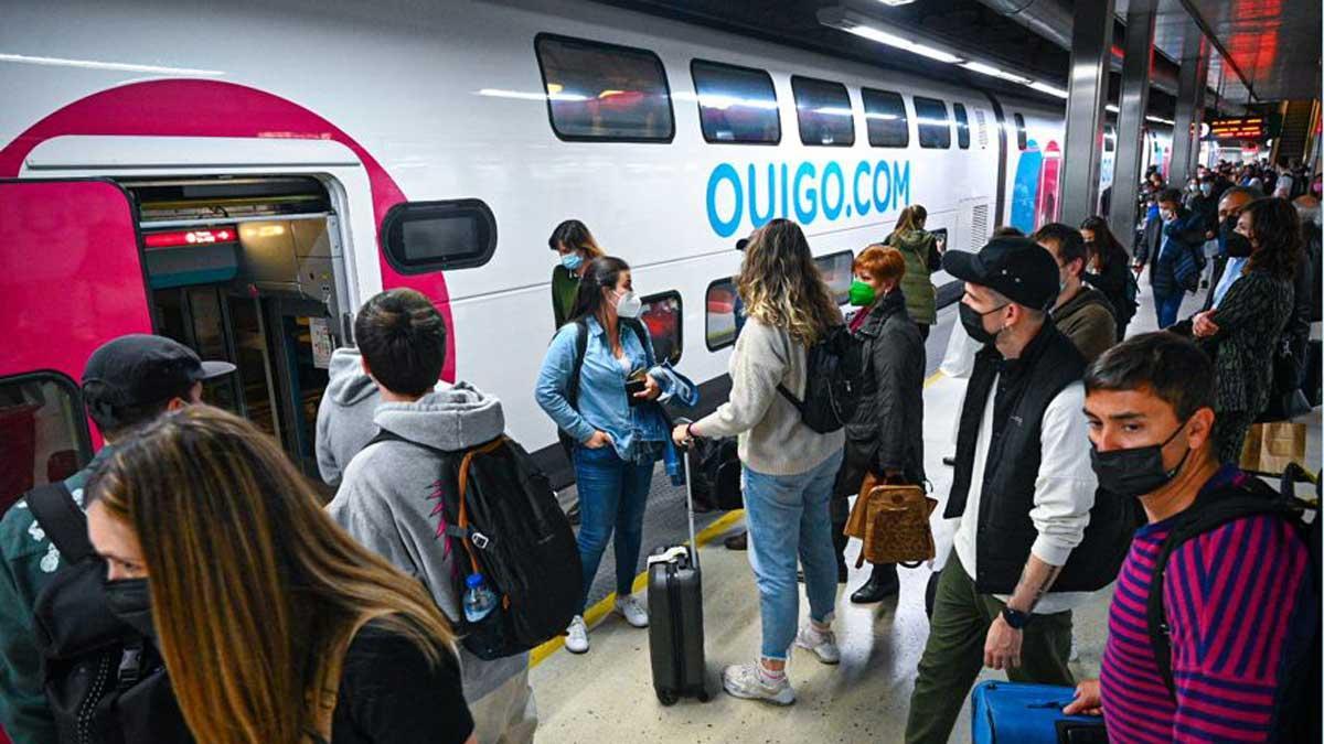 Ouigo pateix la seva primera avaria i retarda en 90 minuts l’arribada del tren de Barcelona Madrid