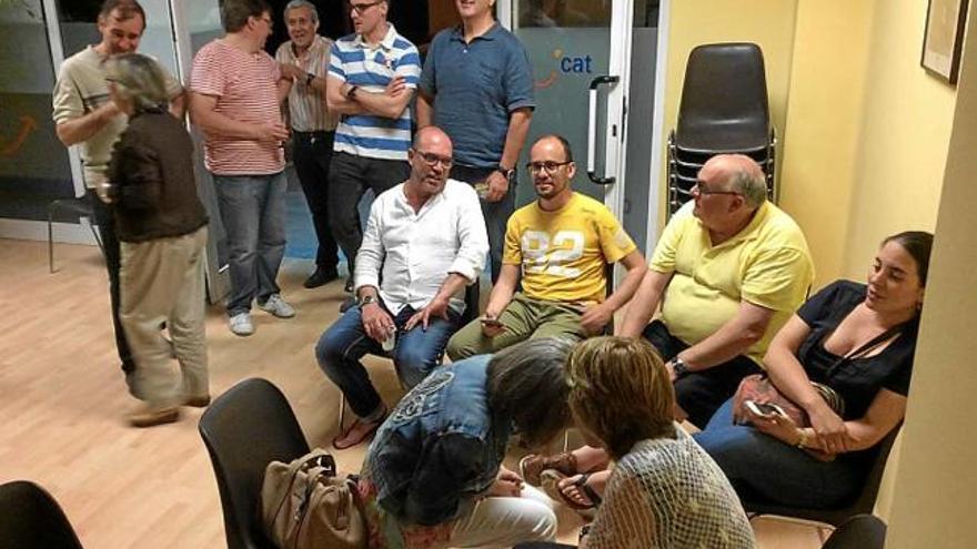 Seguiment de la nit electoral a la seu de CDC a Berga, anit