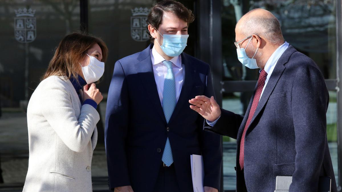 Alfonso Fernández Mañueco, Rocío Lucas y Francisco Igea.