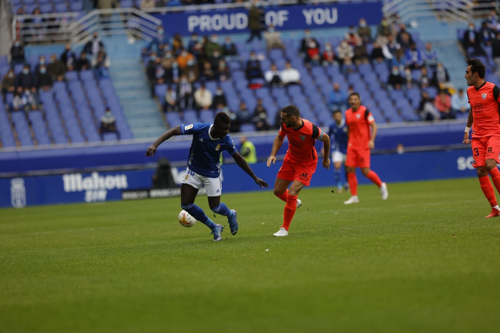 El partido del Oviedo, en imágenes