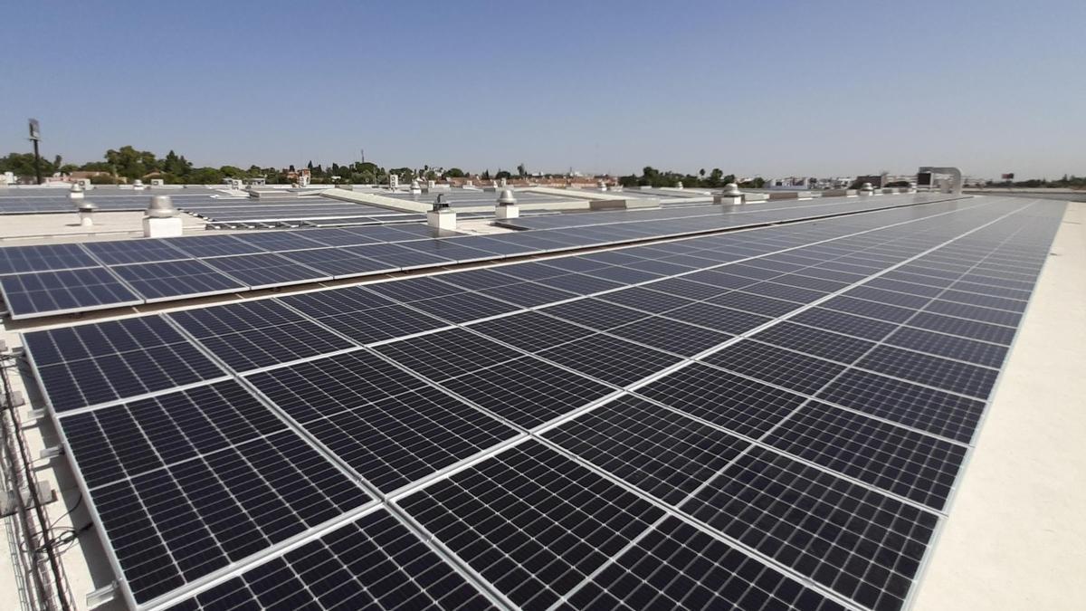 Instalación de placas solares.