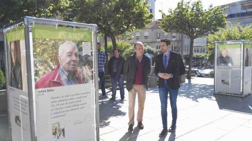 Expositores en la Plaza Mayor. // FdV