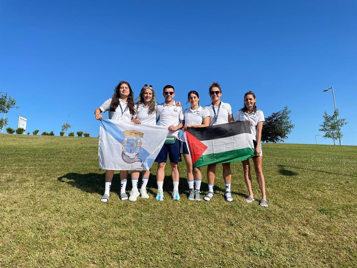 Sara López, Leti Zapata, Bruno López, Aldara Montero, Vanesa Puente y Eva Lago, la representación de Fillos de Breogán en el Mundial.