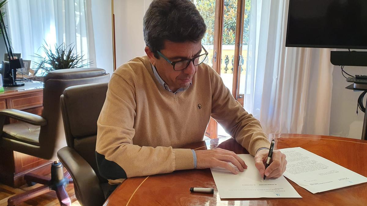 The president of the Provincial Council, Carlos Mazón The president of the Provincial Council, Carlos Mazón