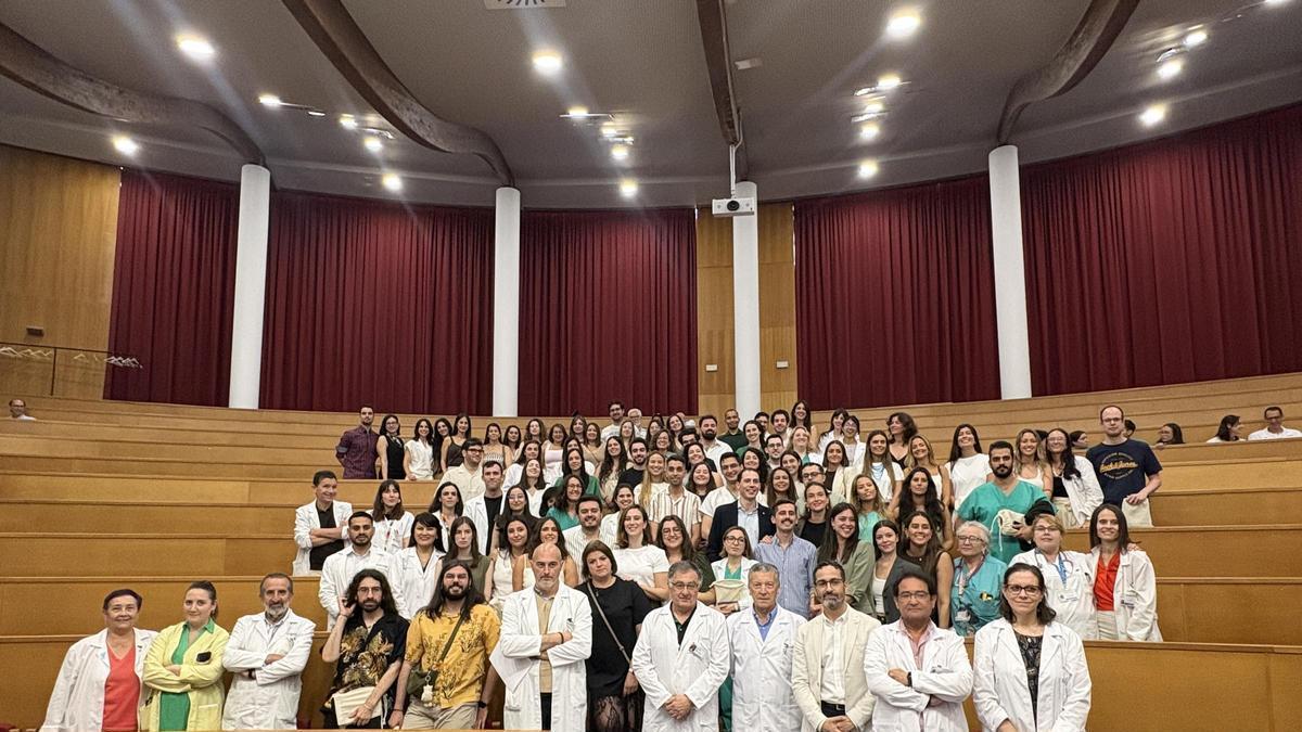A Área Sanitaria de Santiago de Compostela e Barbanza despediu este mércores aos especialistas que remataron a súa formación como residentes nos distintos centros da área