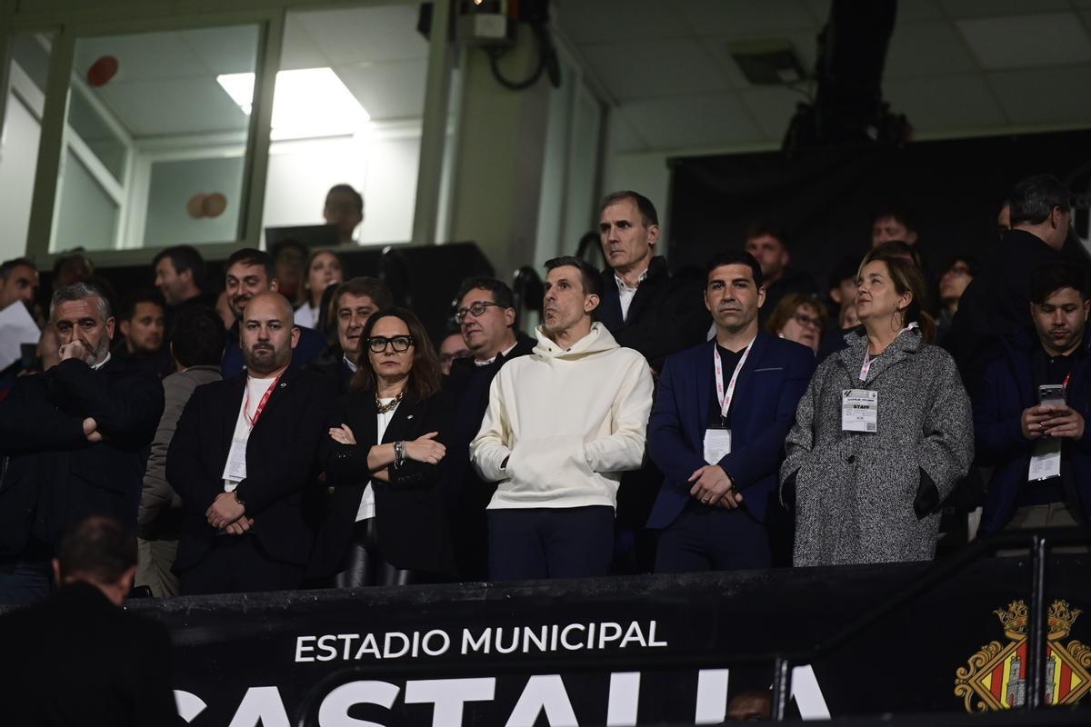 El palco del SkyFi Castalia, con Voulgaris.