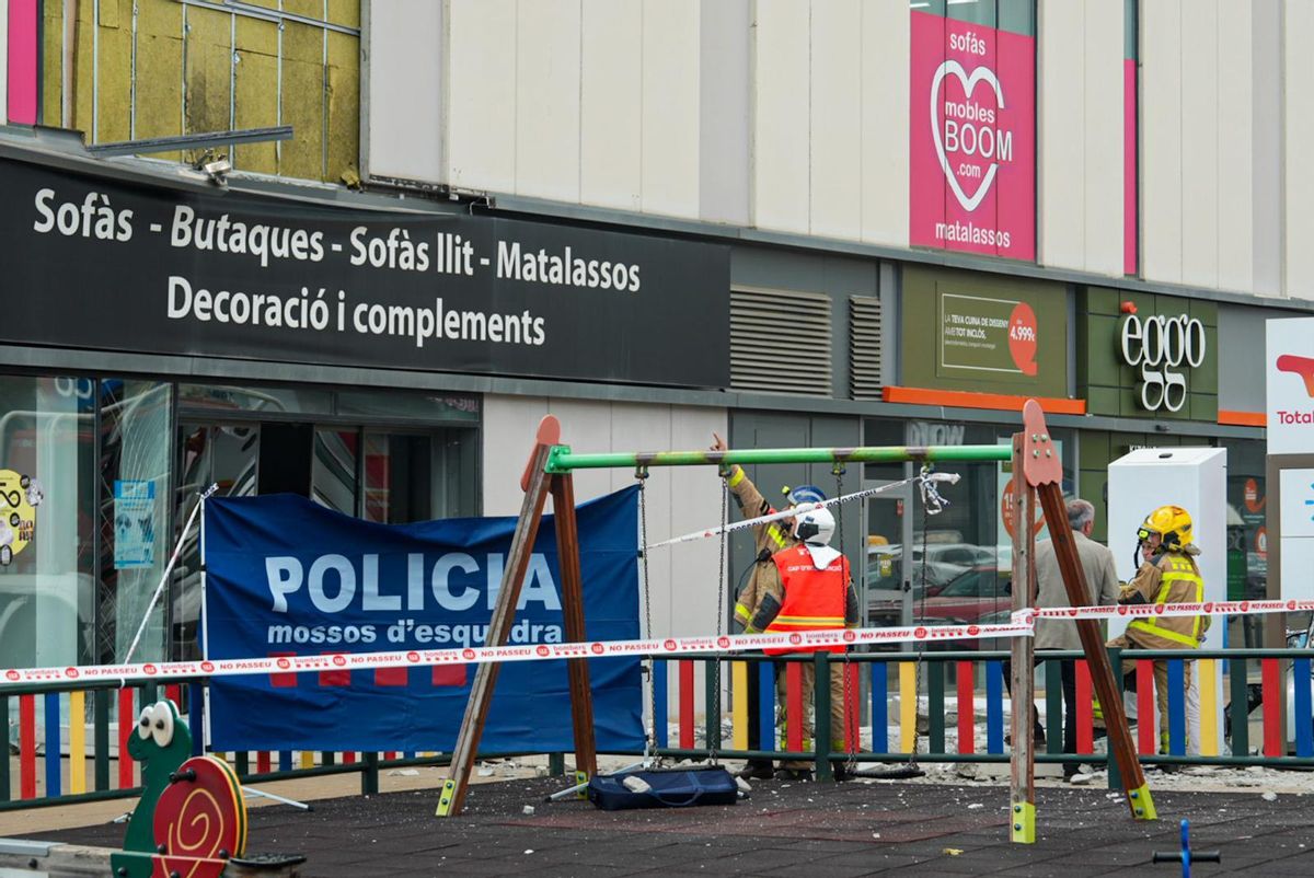 Un muerto por el derrumbe en el Centro Comercial de Sabadell