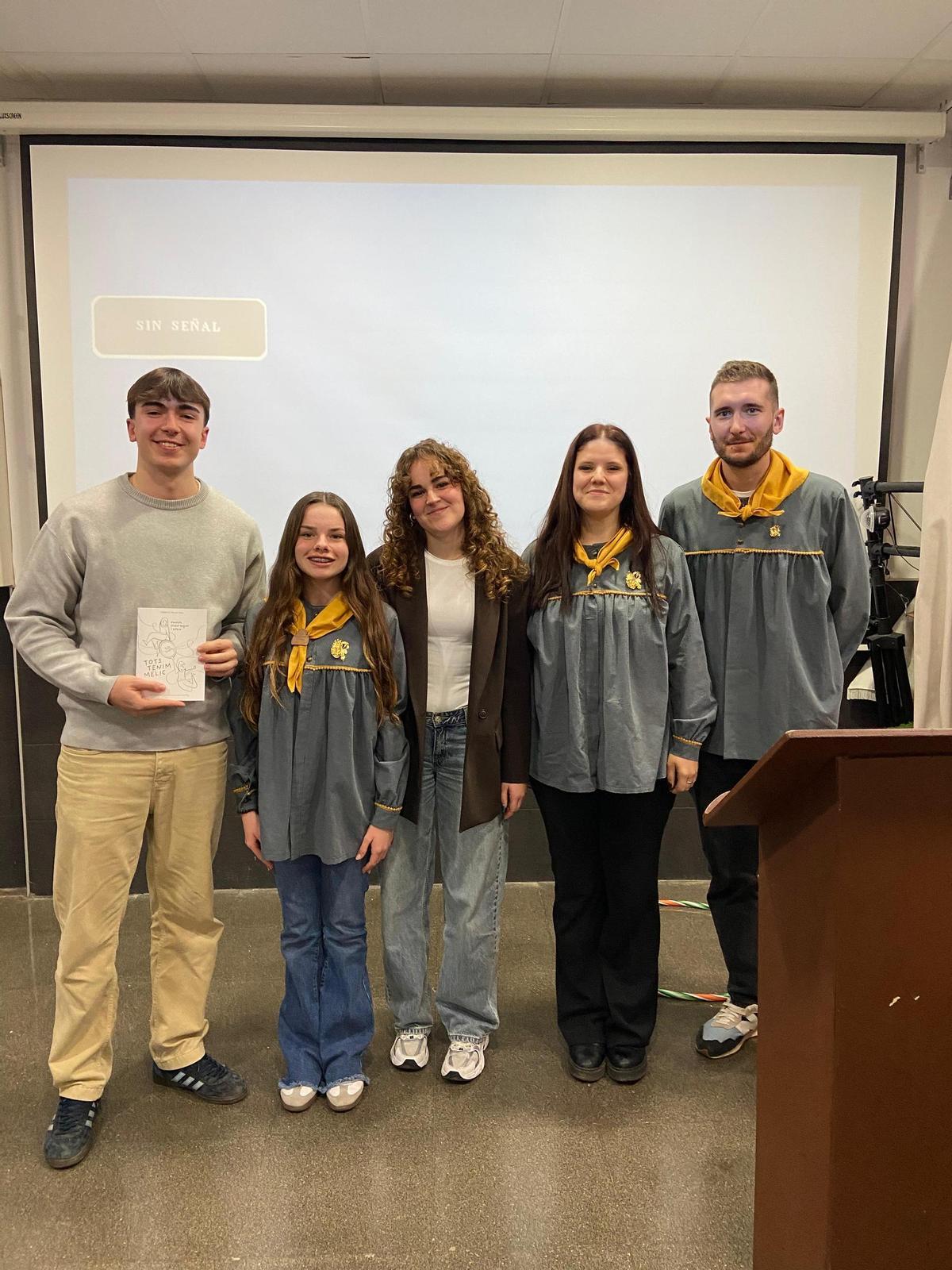 Diseñador del llibret infantil.