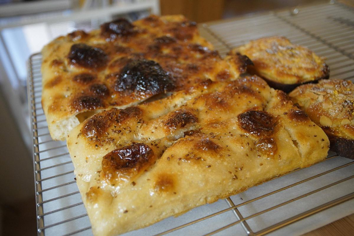 Agnès Julià, del forn de pa Lleva't a Avinyonet de Puigventós i les seves elaboracions Agnès Julià, del forn de pa Lleva't a Avinyonet de Puigventós i les seves elaboracions