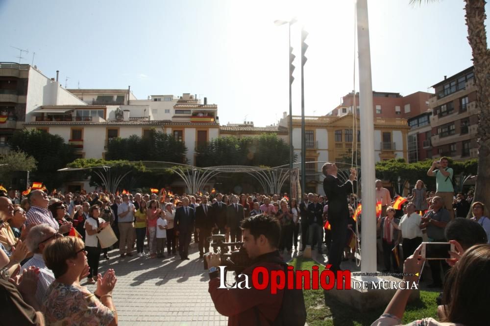 Izado de bandera en Lorca por la Hispanidad