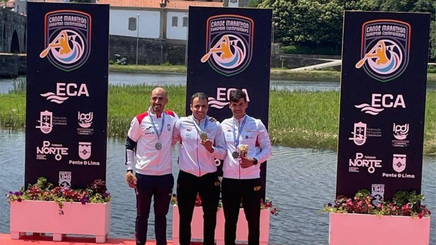 Tono Campos y Fernando Busto en el podio de Ponte de Lima.