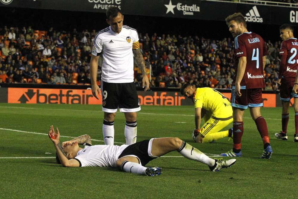 La impactante lesión en la cara de Santi Mina