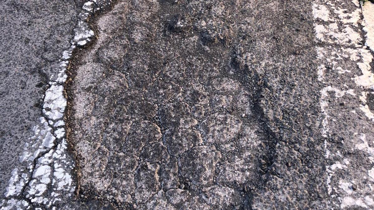 Socavón con el que se produjo el accidente en El Palmar.