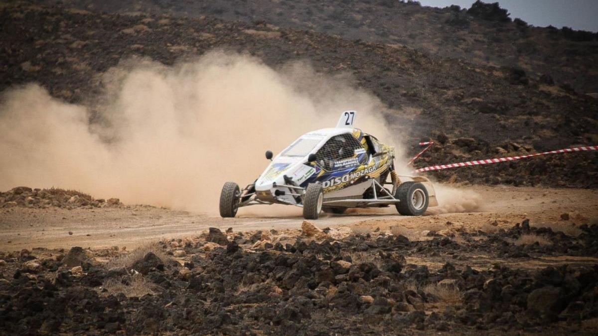 Prueba automovilística en tierra en Lanzarote. | | LP/DLP