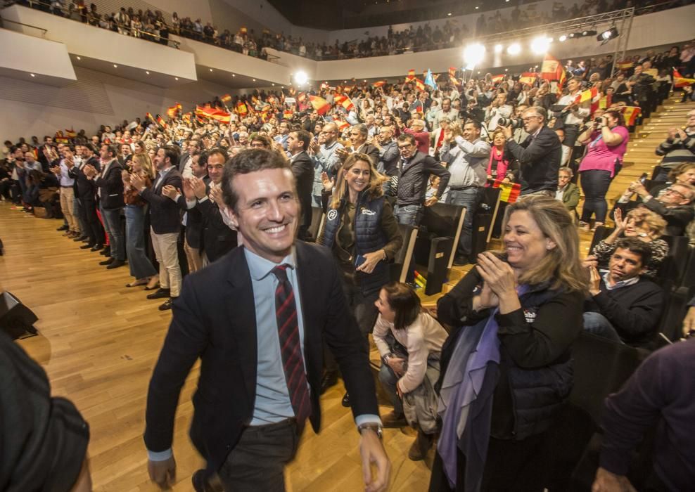 Pablo Casado reivindica que solo el PP defiende a las clases medias.