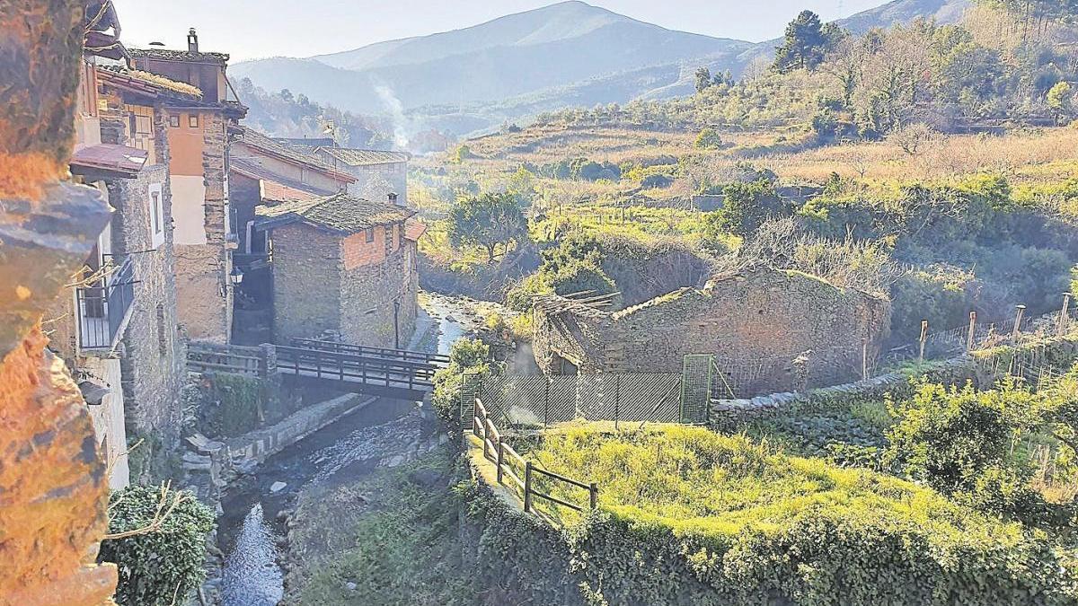 Robledillo de Gata, un pueblo convertido en vivienda turística