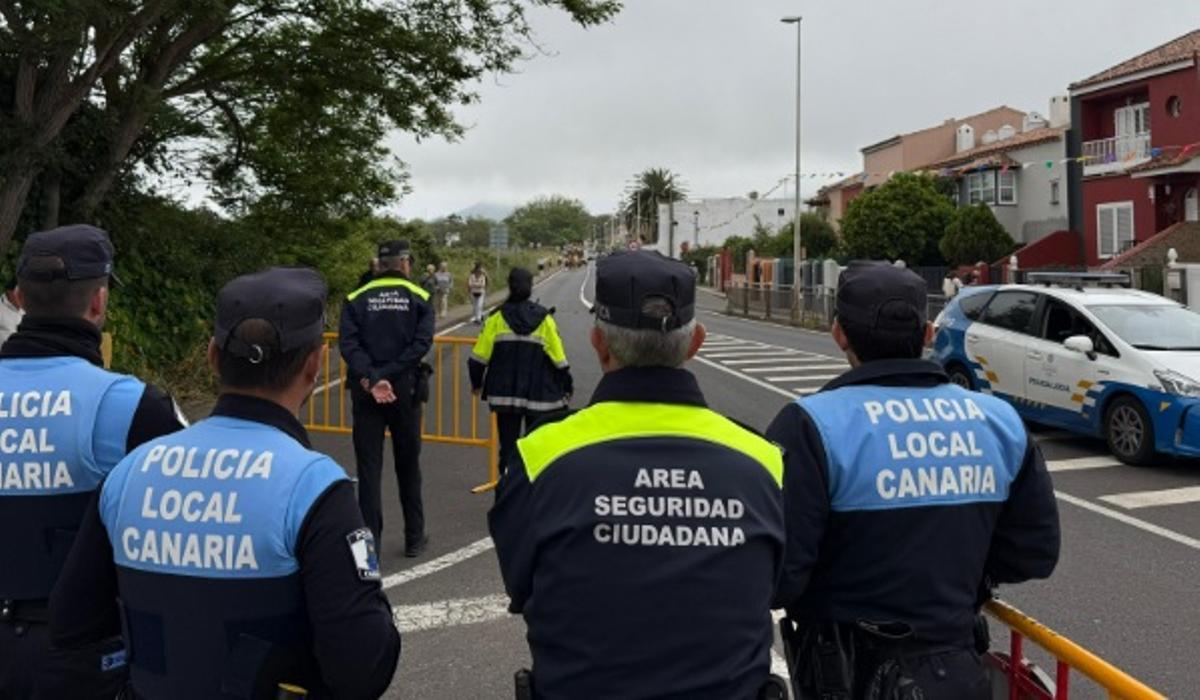 Policías locales de La Laguna
