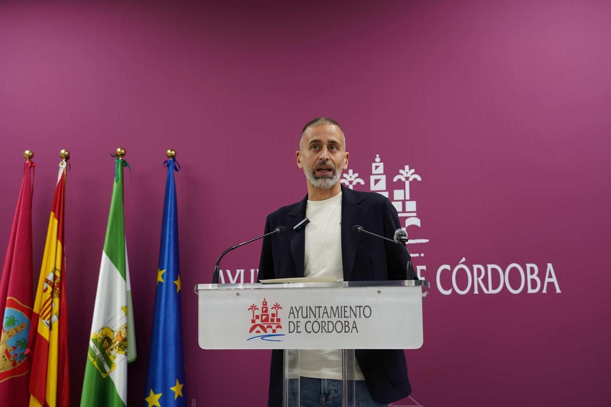 El concejal socialista Ángel Ortiz.