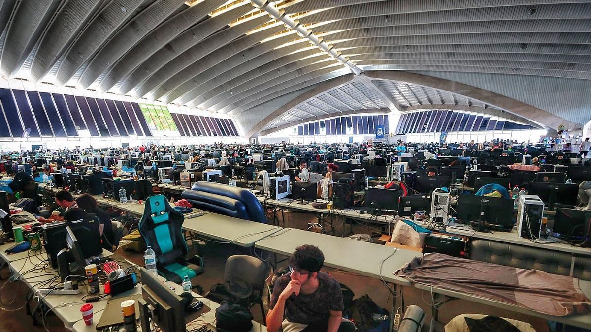 Feria tecnológica y de videojuegos celebrada en Santa Cruz de Tenerife.