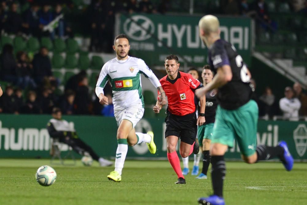 Las mejores fotografías del partido entre el Elche y el Racing de Santander