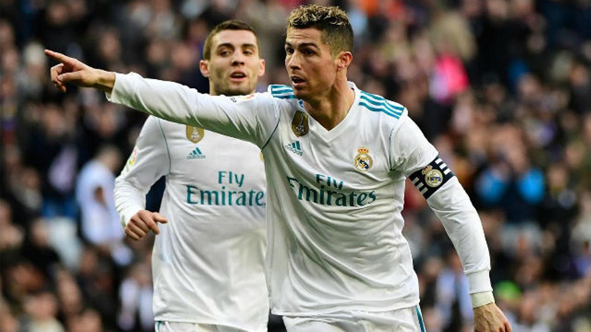 LALIGA | Real Madrid - Alavés (4-0): Cristiano pidió al Bernabéu que aplaudiera a Benzema