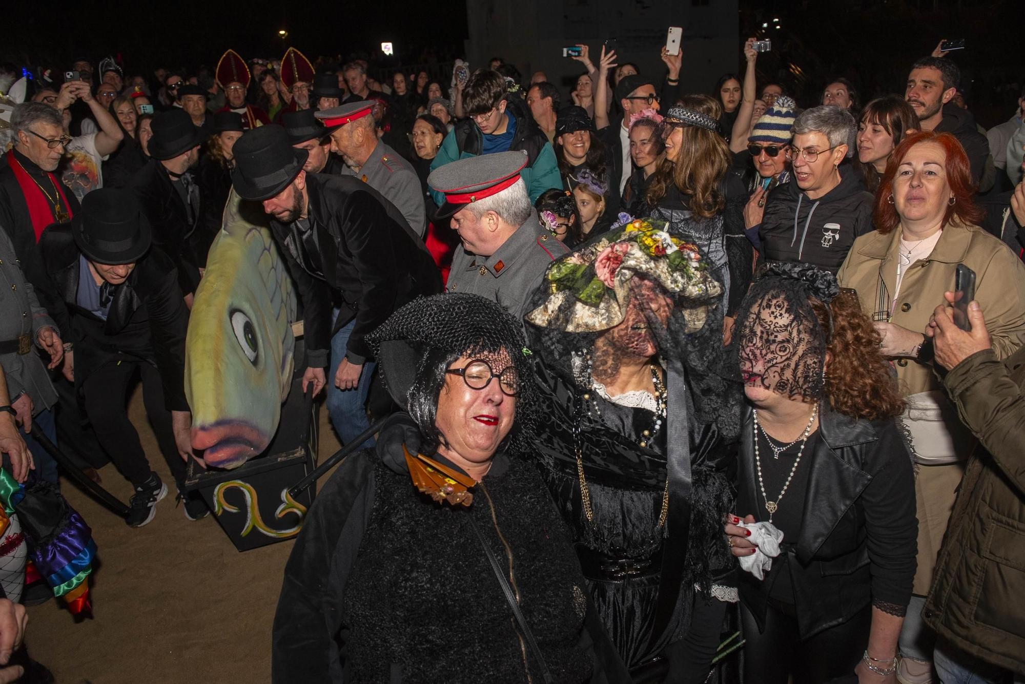 El Entierro de la Sardina cierra el Carnaval de A Coruña 2024