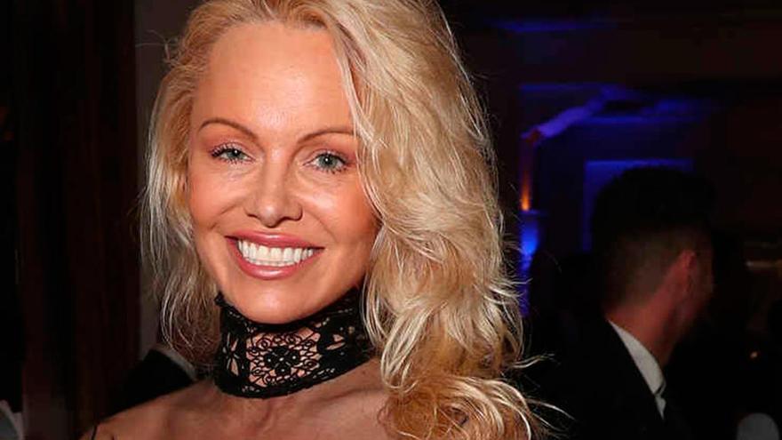 Pamela Anderson, contra las corridas de toros