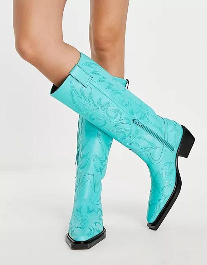 Botas cowboy azul pastel de Asos