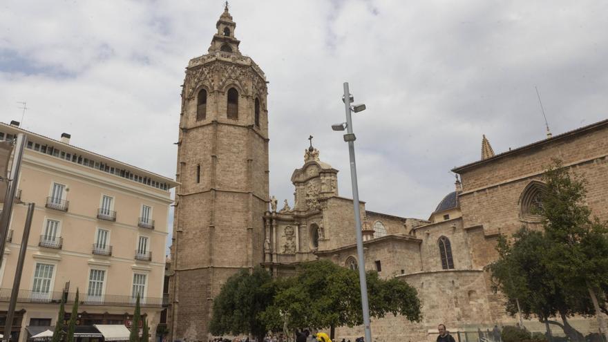 Cómo conocer València y ser solidario con los colegios damnificados