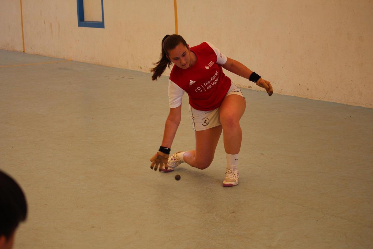 Aroa de Moixent estrena amb triomf a la Lliga.