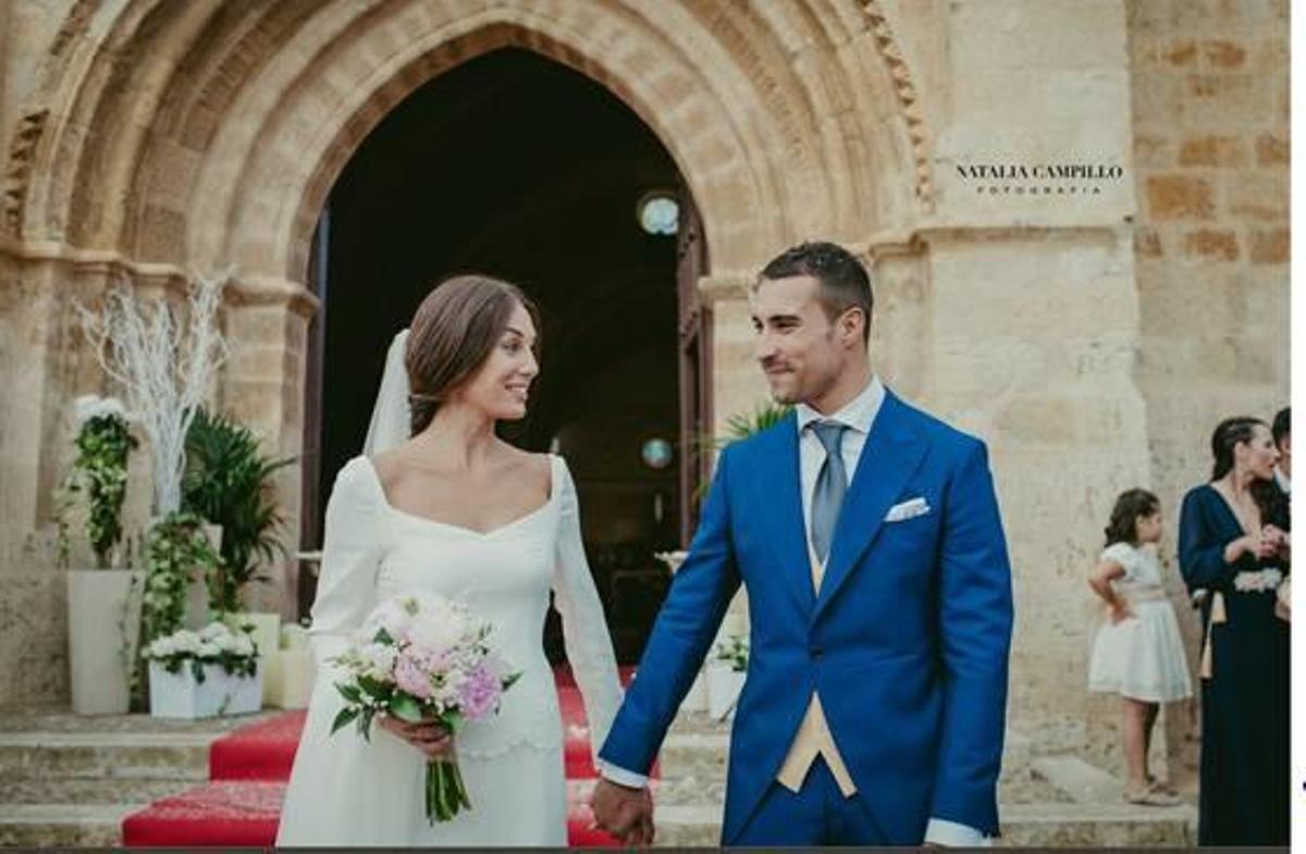 Enlace El portero da el «sí, quiero» a su novia, Laura
