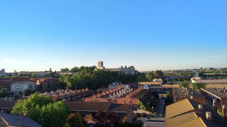 Amanecer junto a la Catedral.