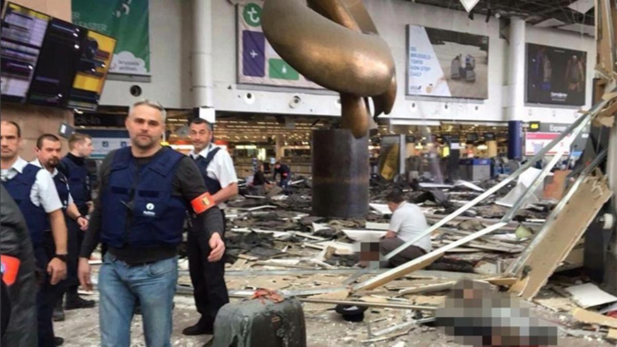 La explosión en el aeropuerto de Bruselas sorprendió a la expedición del KAS Eupen en la terminal