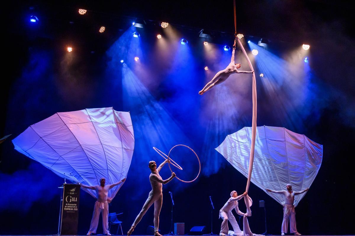 Fotogalería | De Manuel Escribano a Morante: carteles de la temporada 2026 en la plaza de la Maestranza de Sevilla