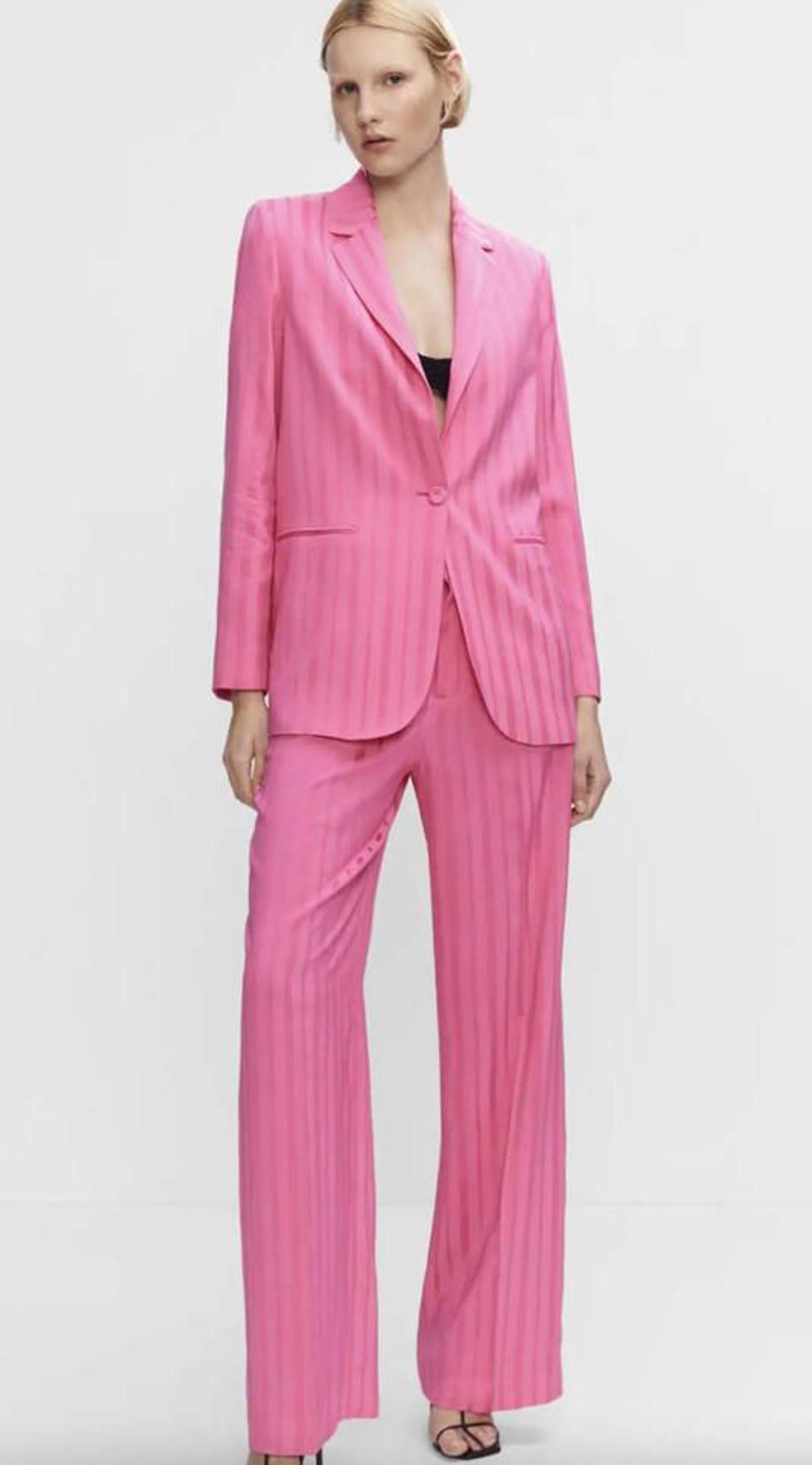 El traje de Nuria Roca de Mango