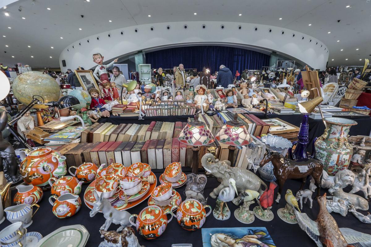 Una pasada edición de la feria de antigüedades.