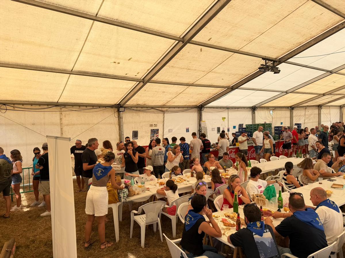 EN IMÁGENES: San Martín de Laspra dinde tributo a su vecina más longeva