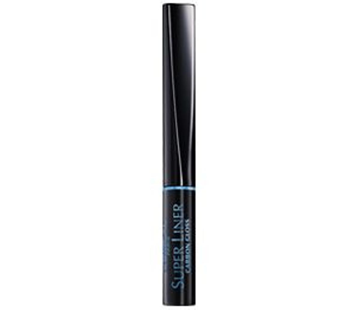 Eyeliner de color: tono azul irisado