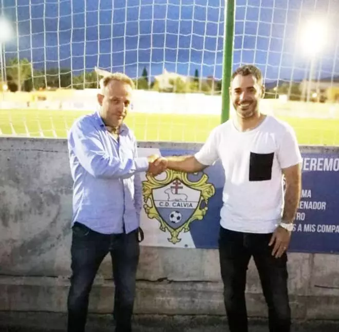 Juanma Jiménez, técnico del Independiente, tras la agresión a su jugador: «Su reacción, pese a que le digan algo es injustificable»