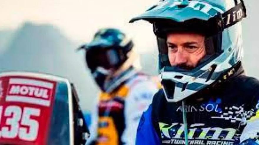 Fallece el motorista Carles Falcón tras sufrir un accidente en el Dakar