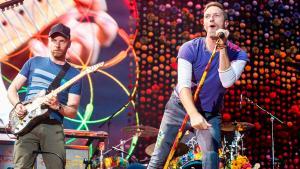 El vocalista Chris Martin y el guitarrista Jonny Buckland, dos de los integrantes del grupo británico Coldplay. 
